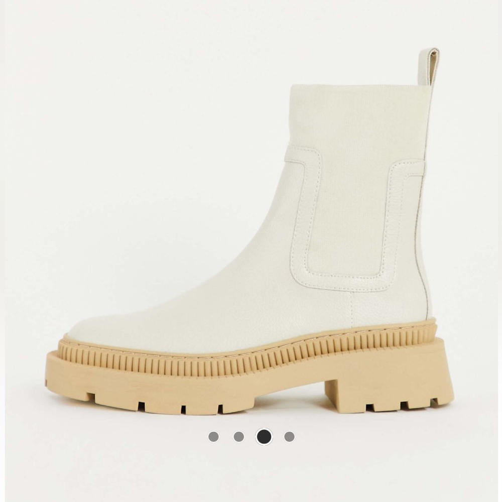 Mango Chelsea Boots